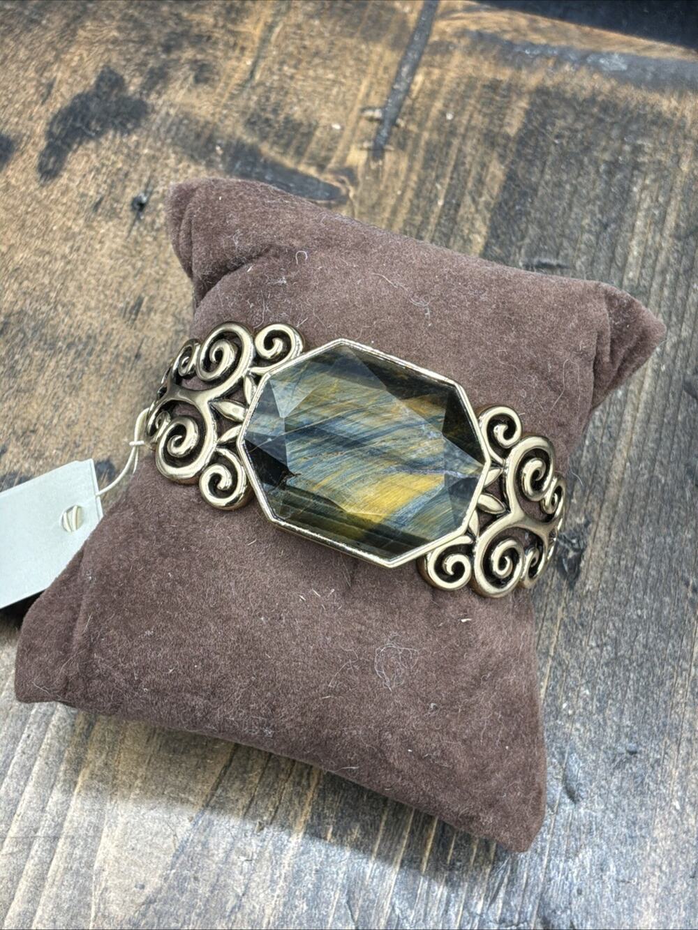 Barse Divine Cuff Bracelet- Falcon’s Eye- Bronze- NWT
